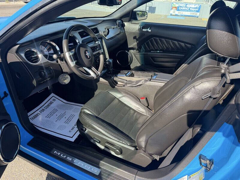 2010 Ford Mustang V6