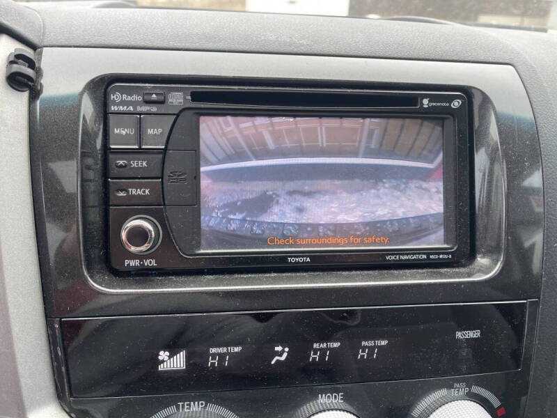 2012 Toyota Sequoia SR5