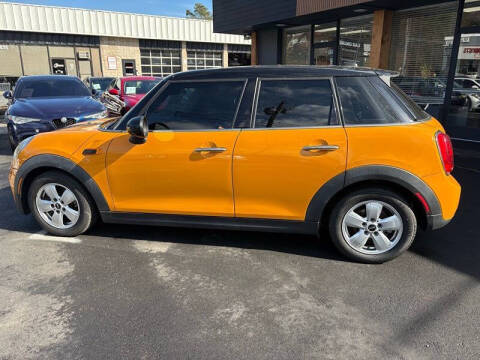 2016 MINI Hardtop 4 Door Cooper