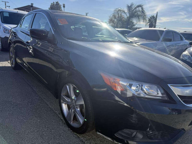 2013 Acura ILX 2.0L w/Premium