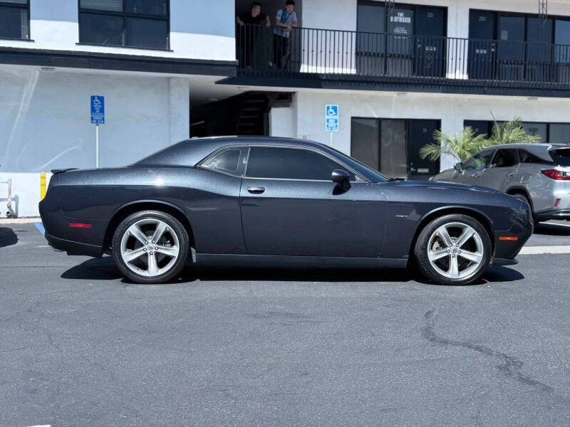 2017 Dodge Challenger