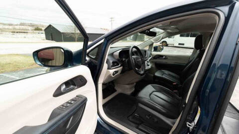 2021 Chrysler Pacifica Touring L