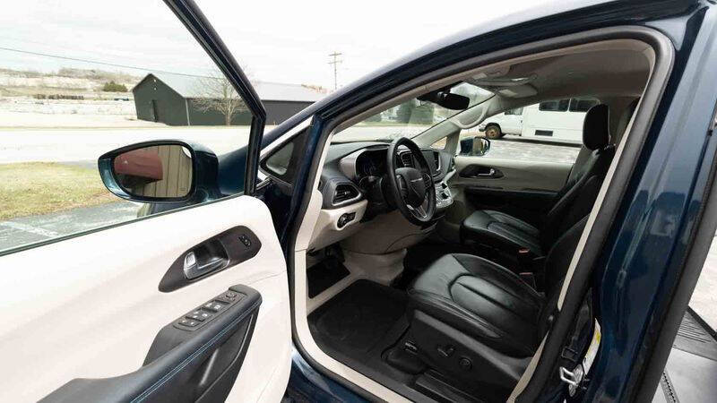 2021 Chrysler Pacifica Touring L