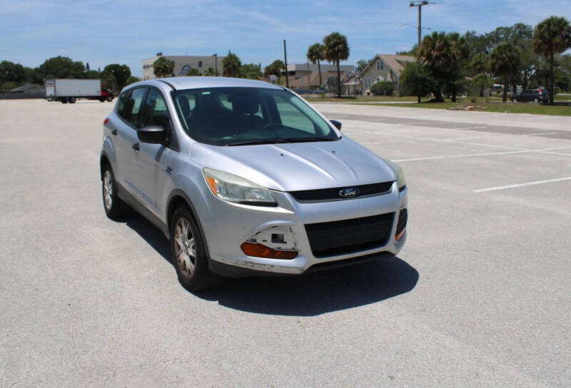 2016 Ford Escape S