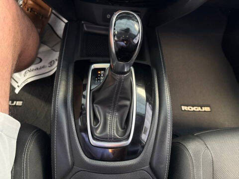 2018 Nissan Rogue SL