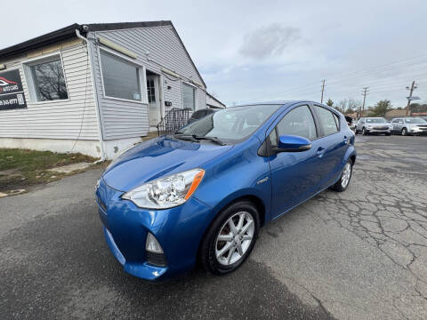 2013 Toyota Prius c Four