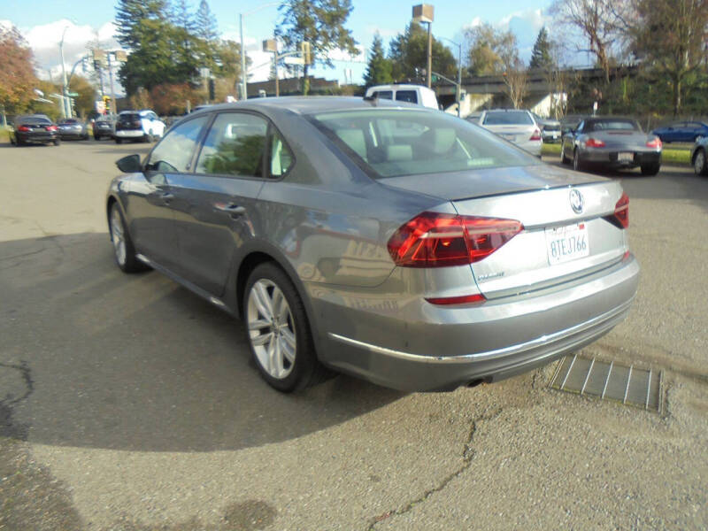 2019 Volkswagen Passat Wolfsburg