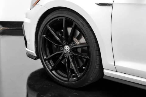 2019 Volkswagen Golf R 4Motion