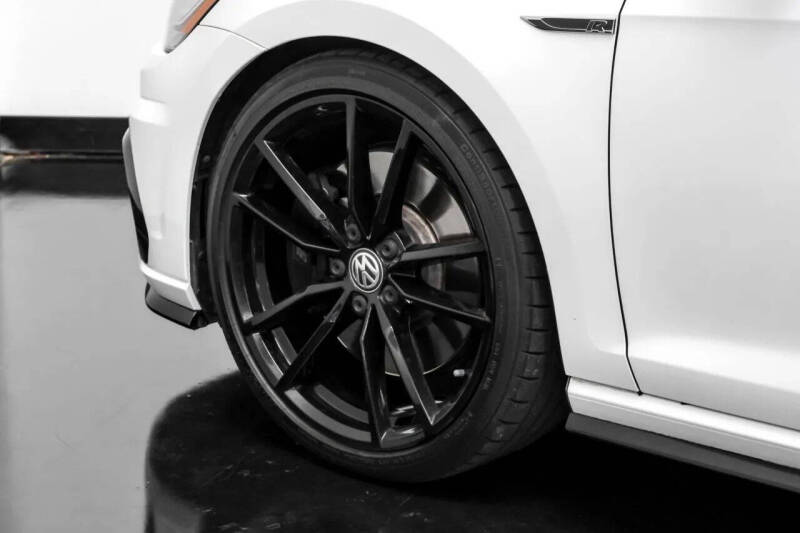 2019 Volkswagen Golf R 4Motion