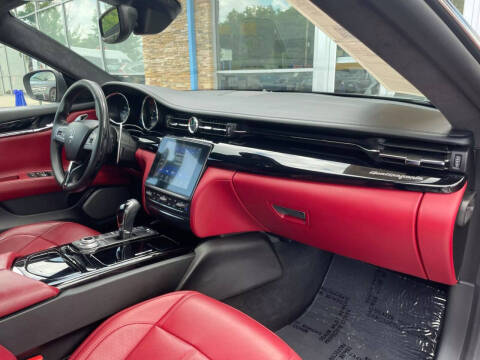 2017 Maserati Quattroporte GTS GranSport