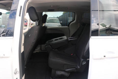 2017 Chrysler Pacifica Touring