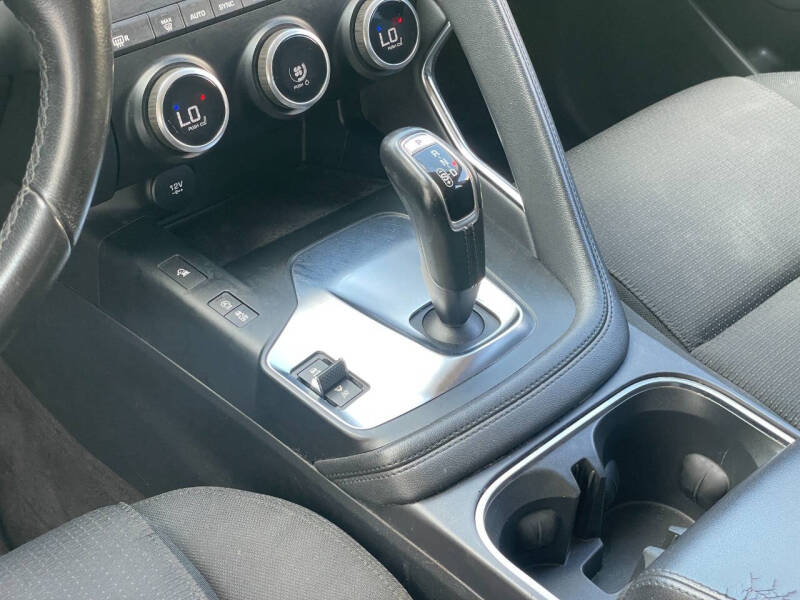 2019 Jaguar E-PACE P250