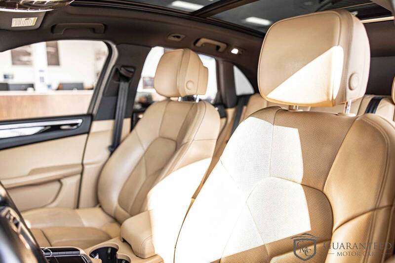 2017 Porsche Macan