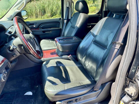 2014 Cadillac Escalade ESV Luxury