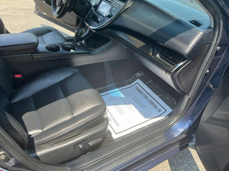 2016 Toyota Avalon XLE