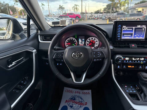 2022 Toyota RAV4 XLE
