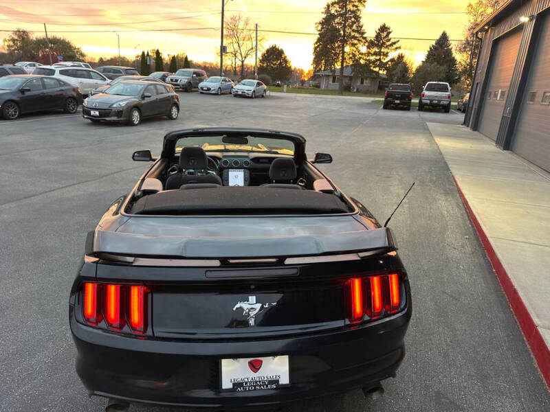 2016 Ford Mustang V6