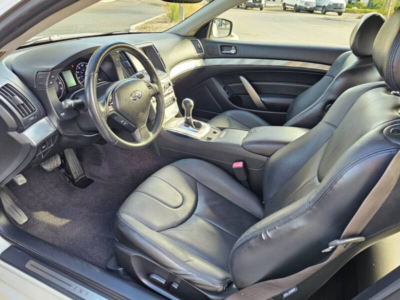 2015 Infiniti Q60 Coupe Journey