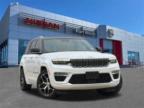 2022 Jeep Grand Cherokee Summit