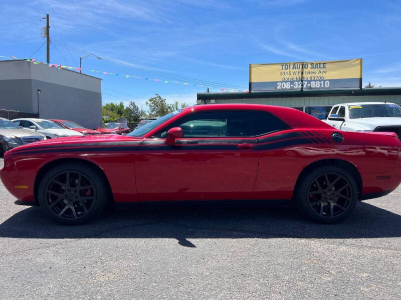 2013 Dodge Challenger SXT