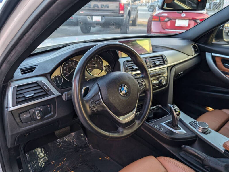2018 BMW 3 Series 330i