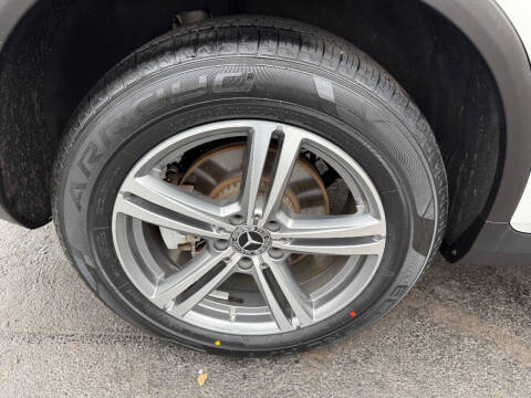 2022 Mercedes-Benz GLC GLC 300 4MATIC