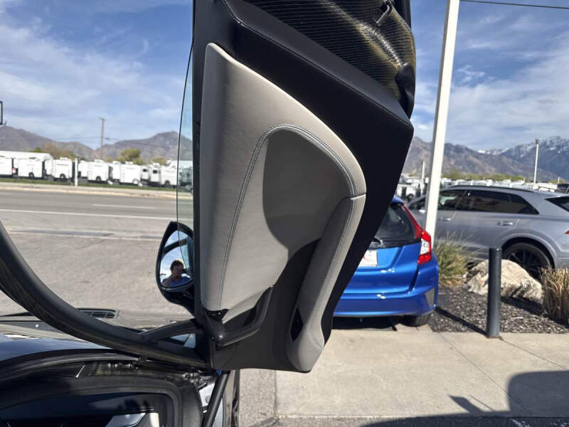 2015 BMW i8