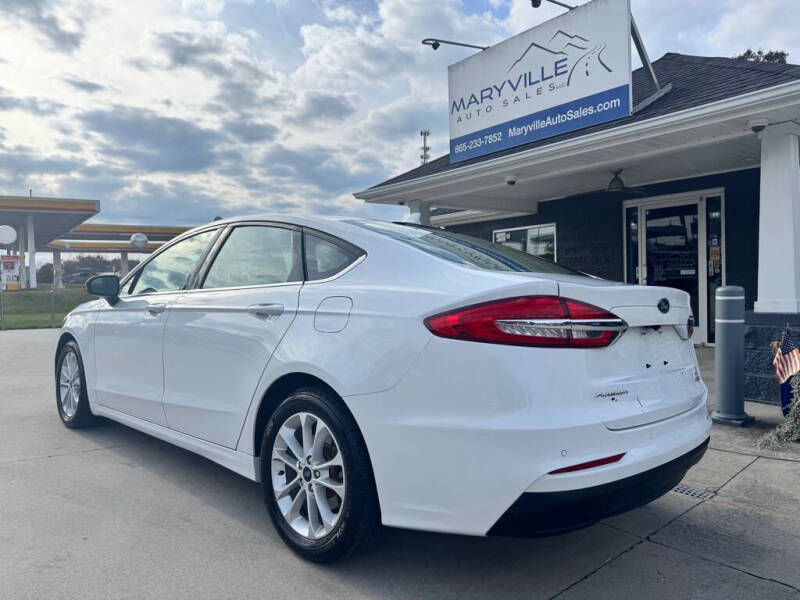 2020 Ford Fusion SE