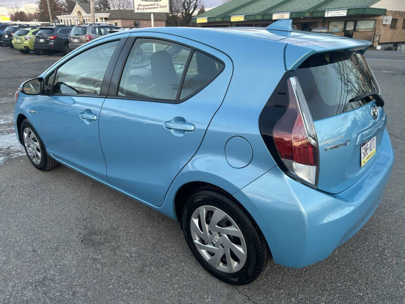 2015 Toyota Prius c Two