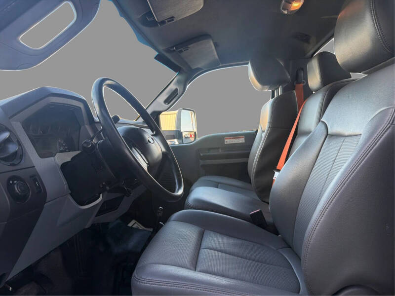 2013 Ford F-750 Super Duty