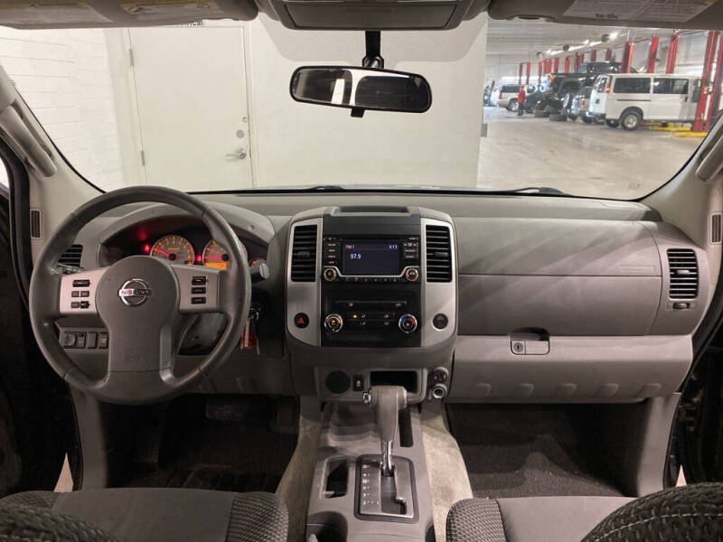 2017 Nissan Frontier Desert Runner