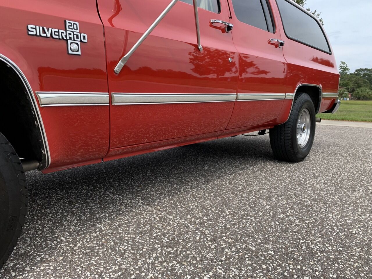 1987 Chevrolet Suburban 24