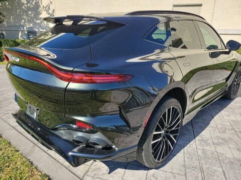 2023 Aston Martin DBX 707