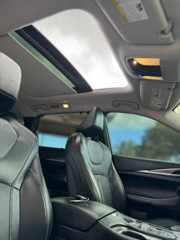 2022 Infiniti QX60 Luxe