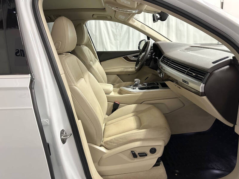 2017 Audi Q7 2.0T quattro Premium Plus