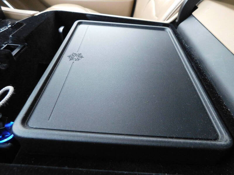 2018 Cadillac Escalade ESV Platinum