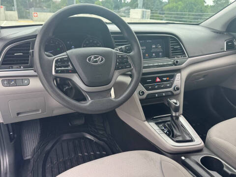 2018 Hyundai Elantra