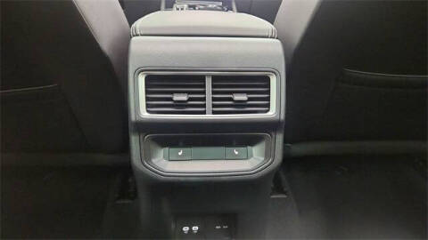 2025 Volkswagen Atlas Cross Sport SEL R-Line Black 4Motion