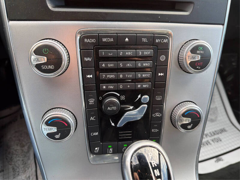 2017 Volvo S60 T5 Dynamic