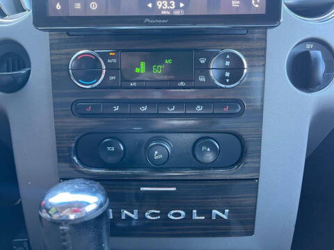 2008 Lincoln Mark LT