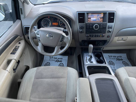 2013 Nissan Armada SV