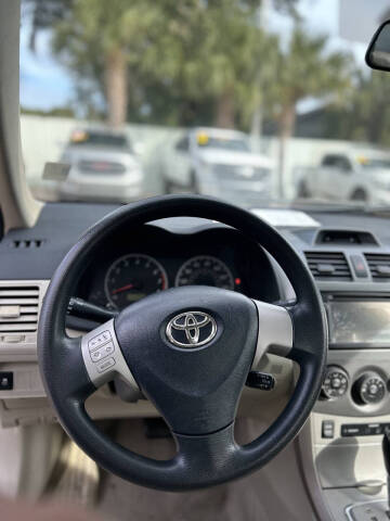 2013 Toyota Corolla LE