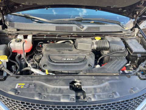 2017 Chrysler Pacifica Touring-L