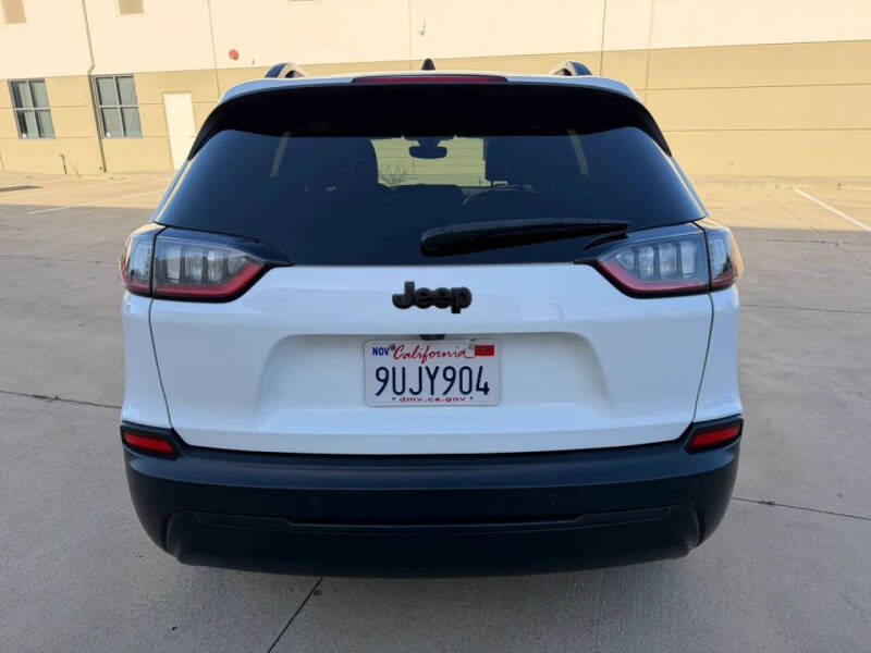2020 Jeep Cherokee Altitude