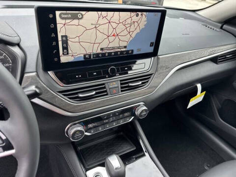 2025 Nissan Altima 2.5 SL