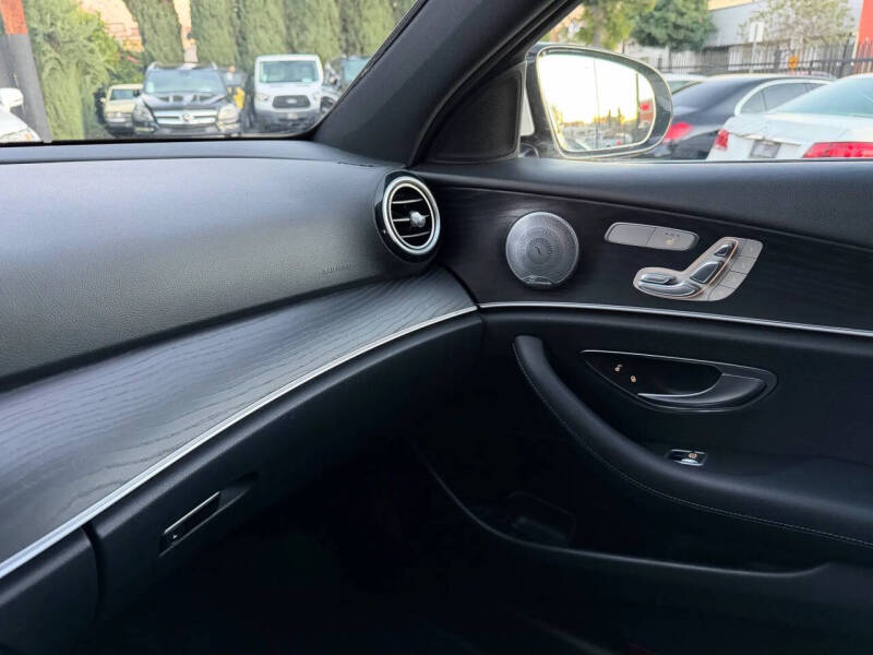 2018 Mercedes-Benz E-Class E 300