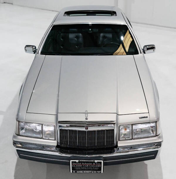 1990 Lincoln Mark VII Bill Blass