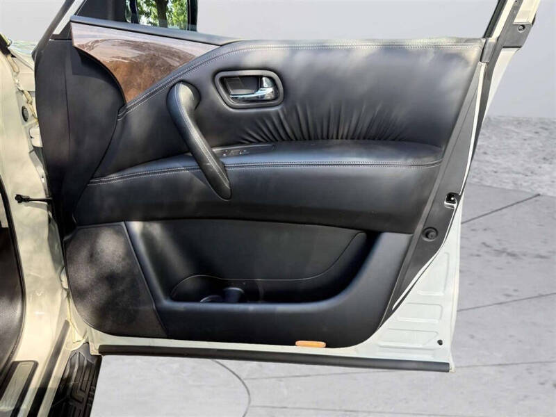 2017 Infiniti QX80