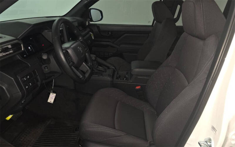 2025 Toyota Tacoma SR