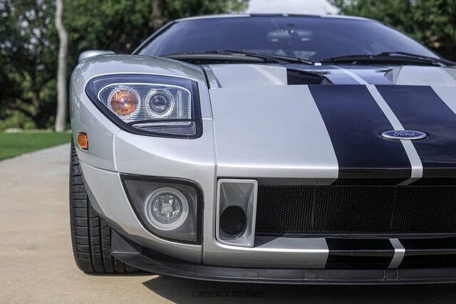 2005 Ford GT